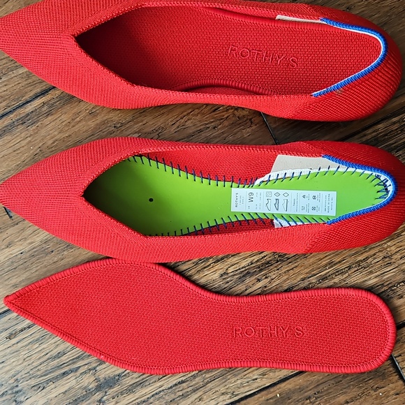 Red Pointed Toe Rothy's Size 9 - Picture 4 of 8